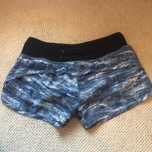 Lululemon Speed Shorts 2.5”